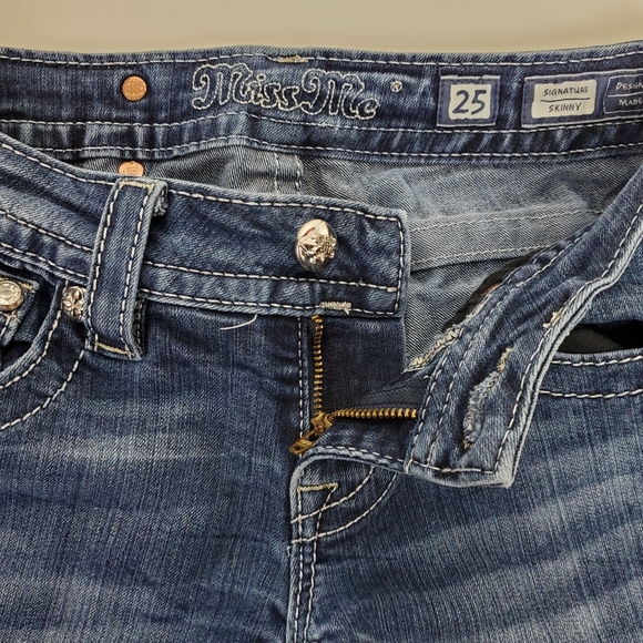 Miss Me Cross studded rhinestone bling jeans size 25 - Picture 4 of 14
